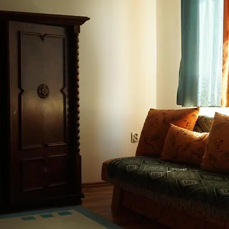 Hacienda Csaladbarat Vendeghaz 아파트 *