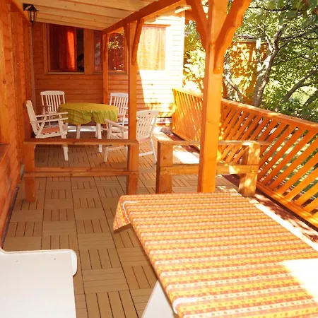 Hacienda Csaladbarat Vendeghaz 아파트 *